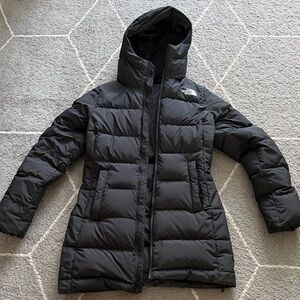 The North Face Women's Black Puffer Coat